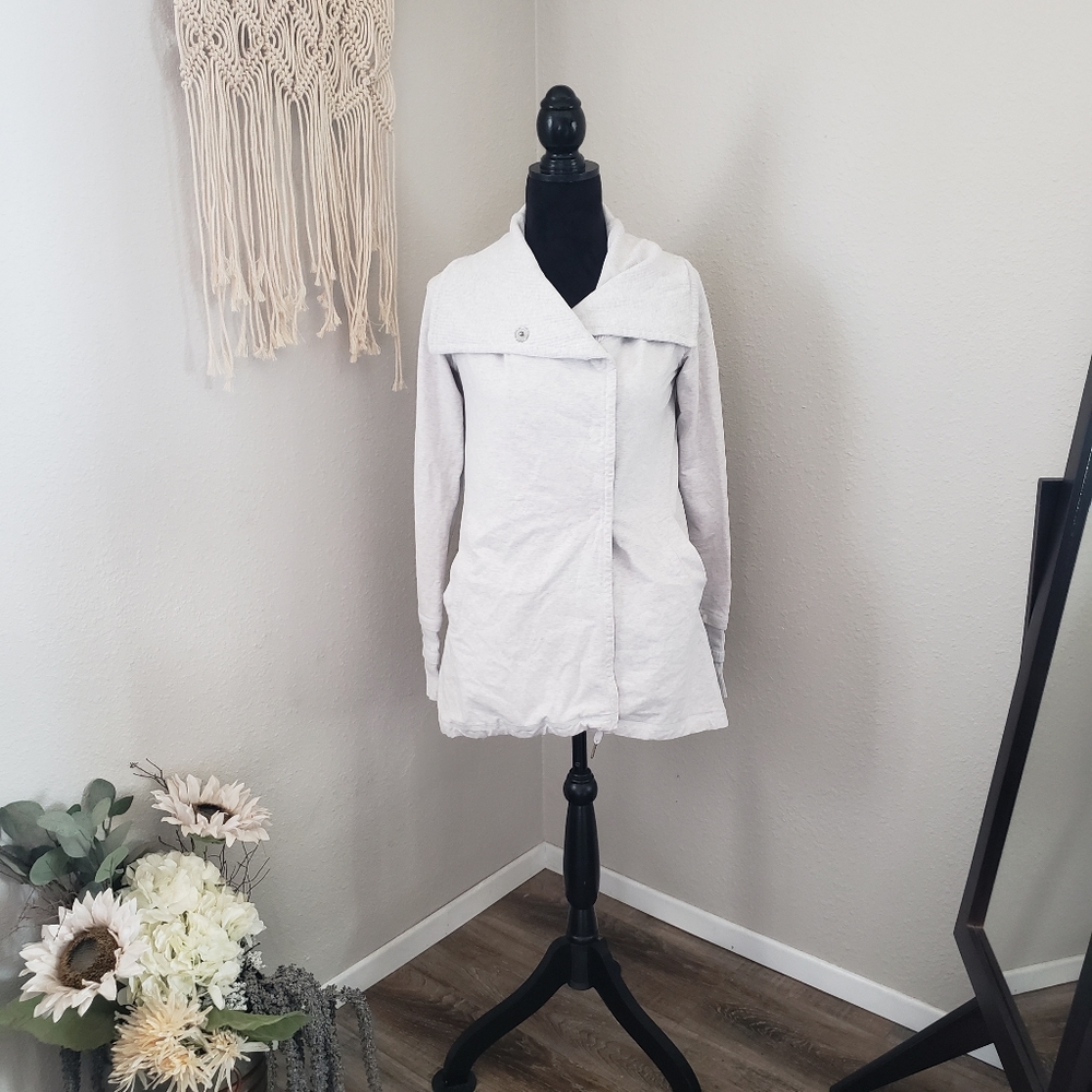 Lululemon Sweatshirt Cardigan sz 6
